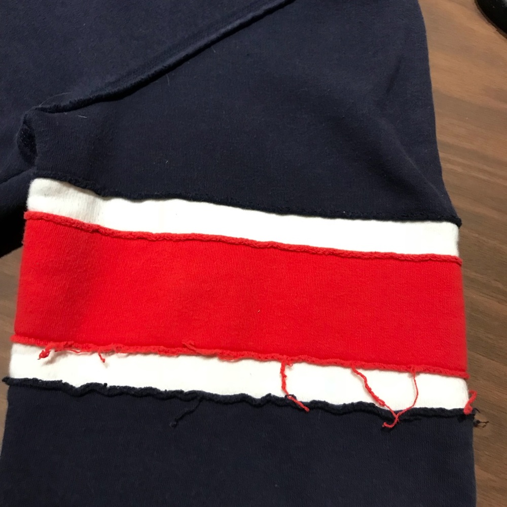 NHL Florida Panthers CCM Medium Distressed Hoodie - Picture 5 of 8